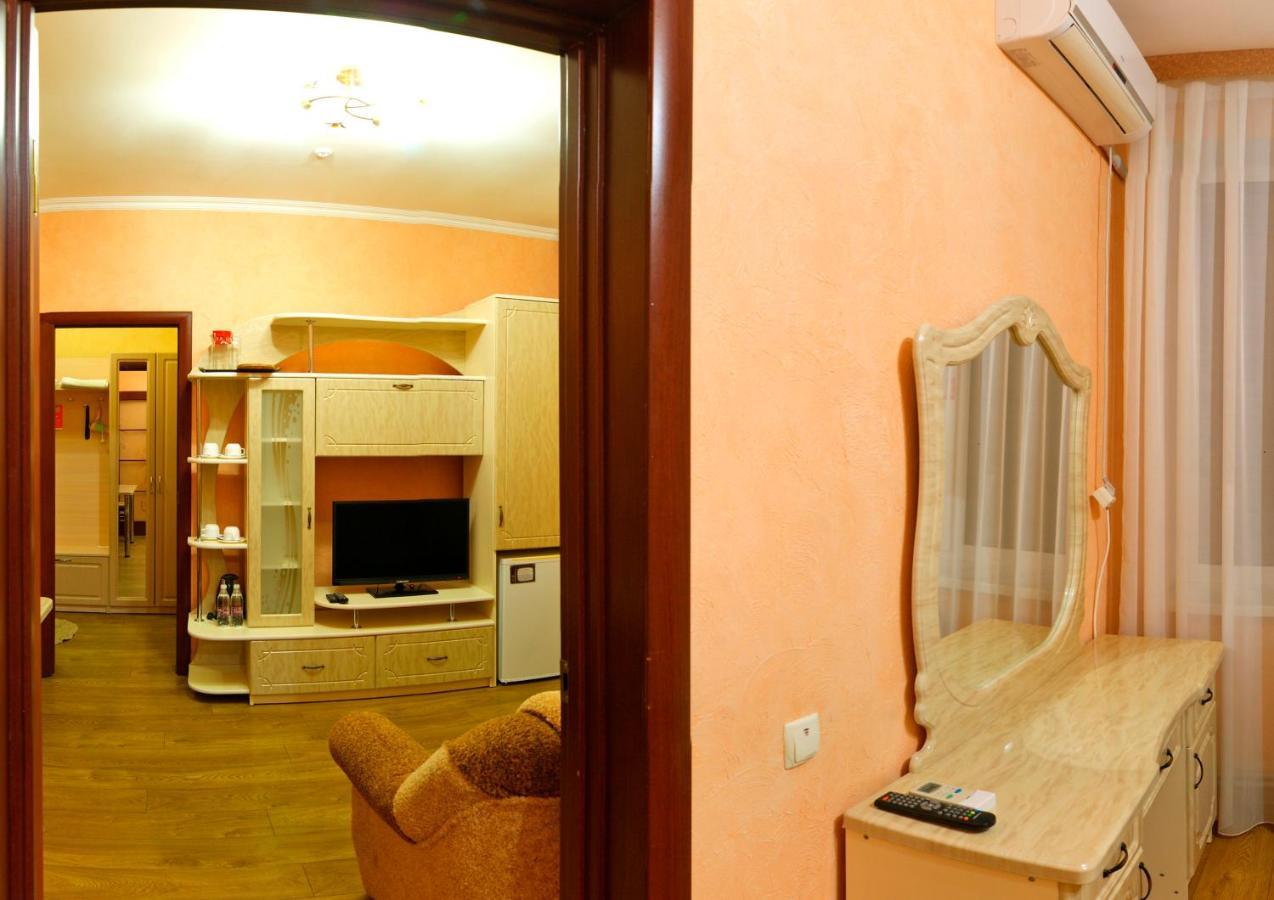 Hotel De Luxe Chmilnyk Exteriér fotografie