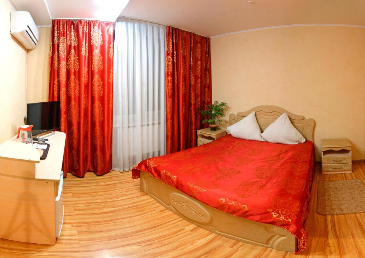 Hotel De Luxe Chmilnyk Exteriér fotografie