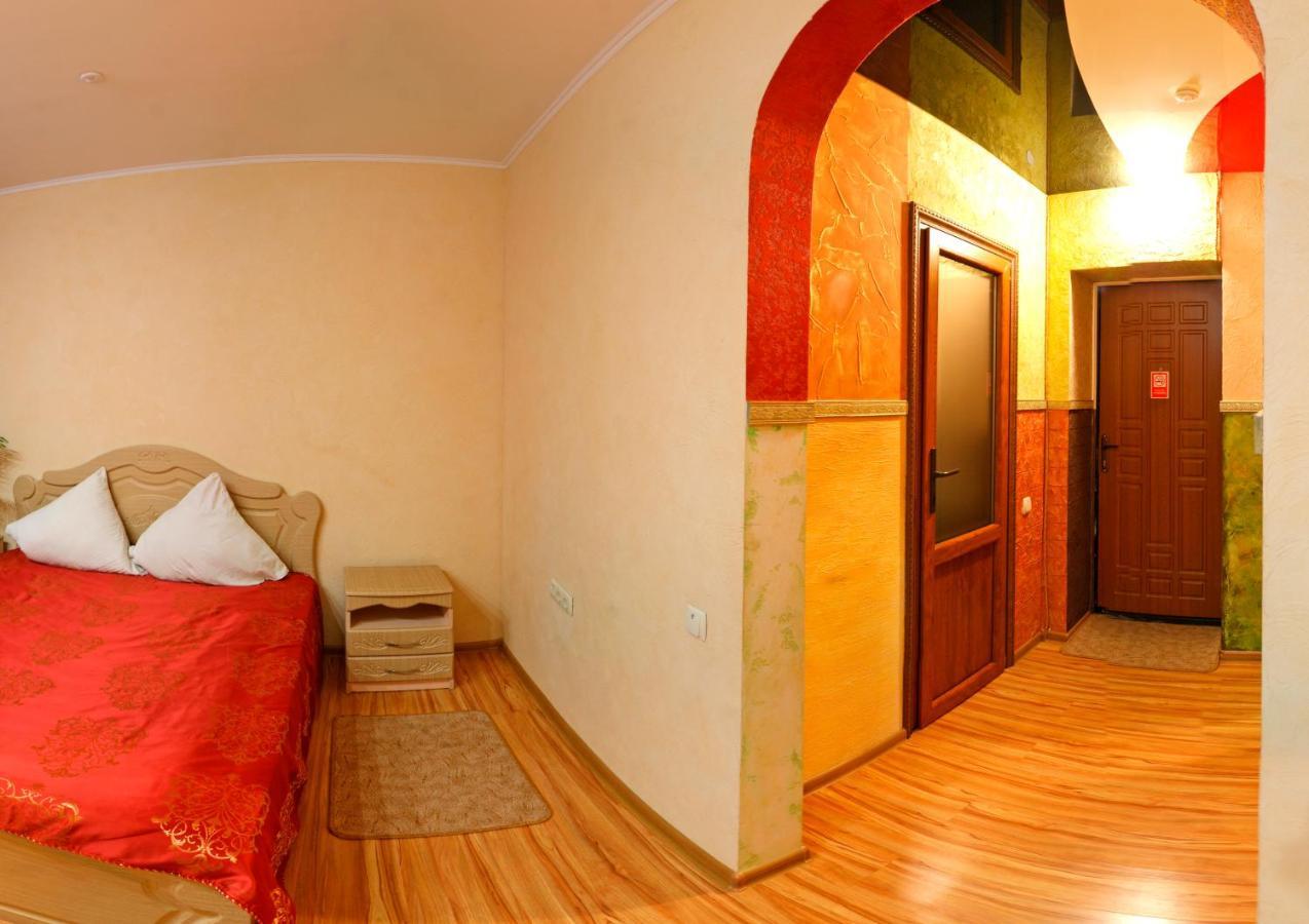Hotel De Luxe Chmilnyk Exteriér fotografie